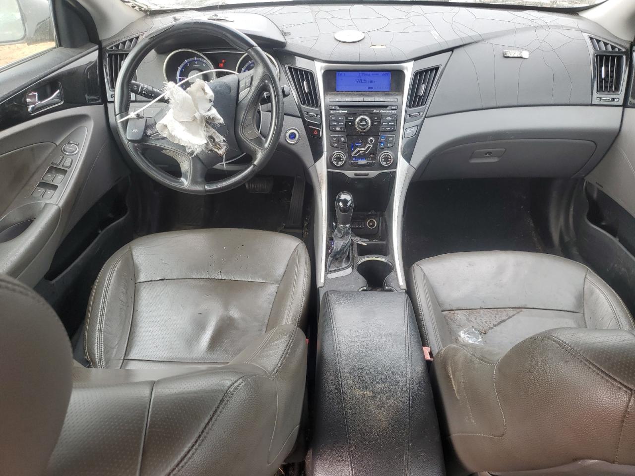 2011 Hyundai Sonata - Image 8