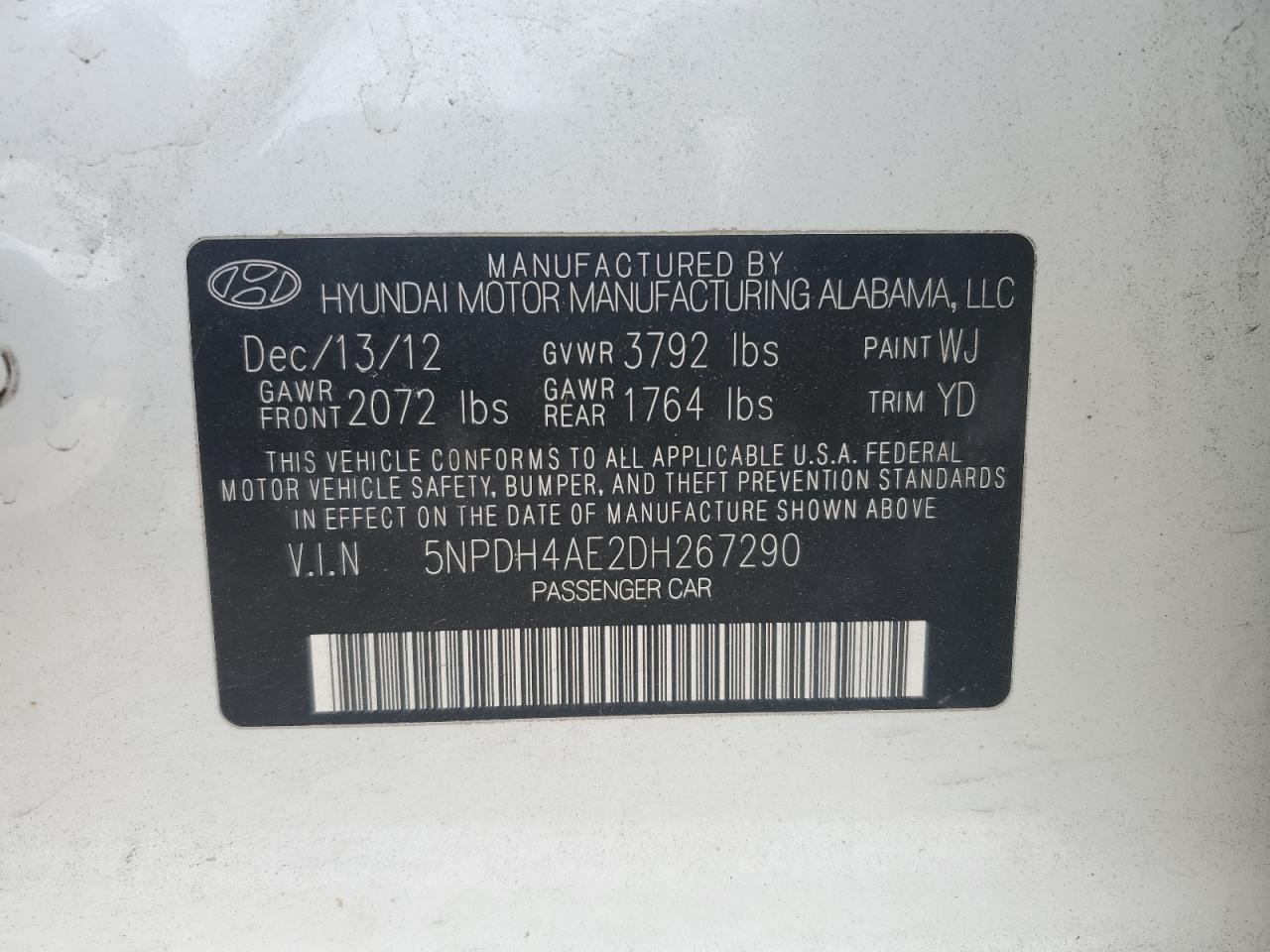2013 Hyundai Elantra - Image 15