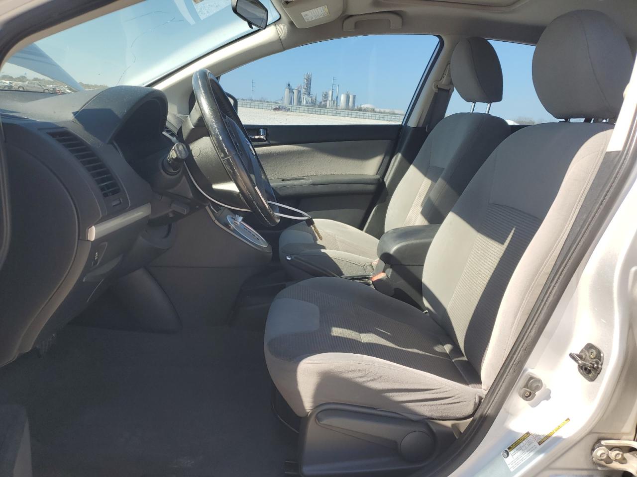 2012 Nissan Sentra - Image 7