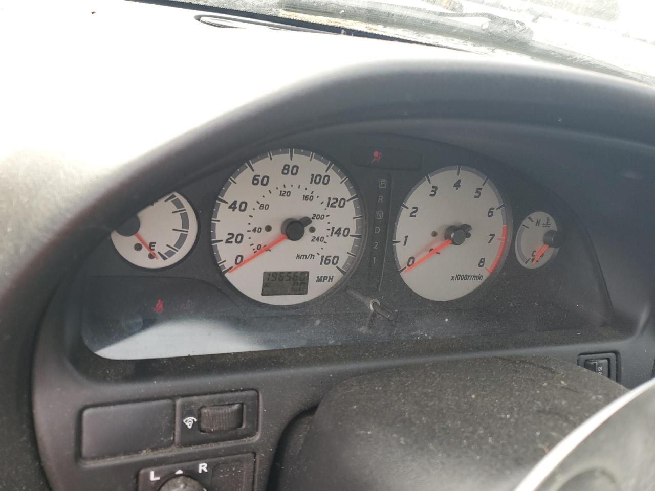 2001 Nissan Maxima - Image 9