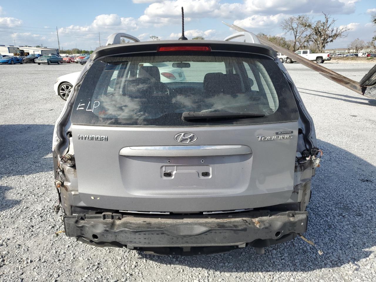 2012 Hyundai Elantra - Image 6