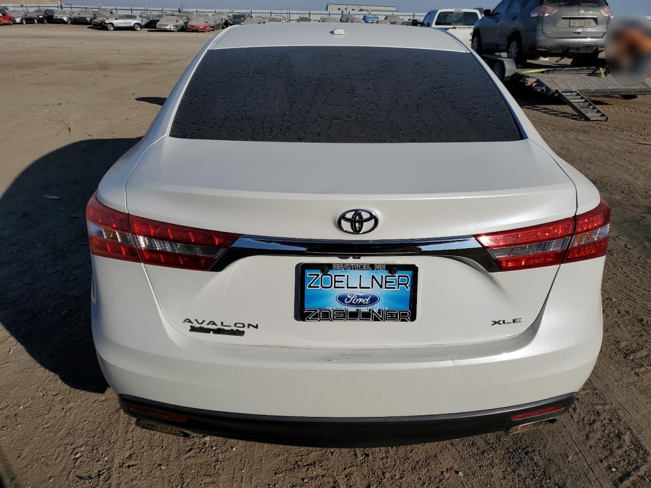 2013 Toyota Avalon - Image 6