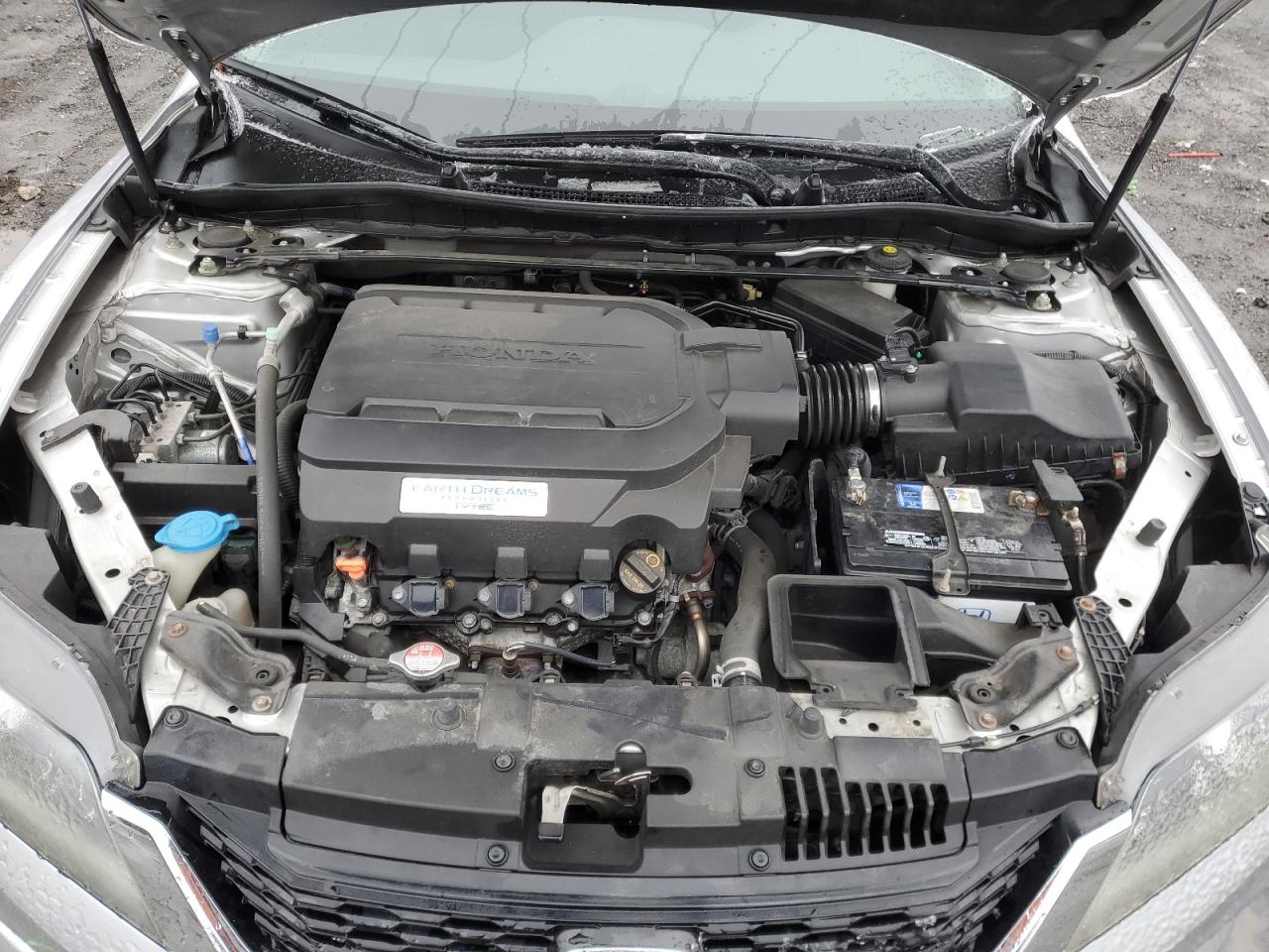 2014 Honda Accord - Image 11