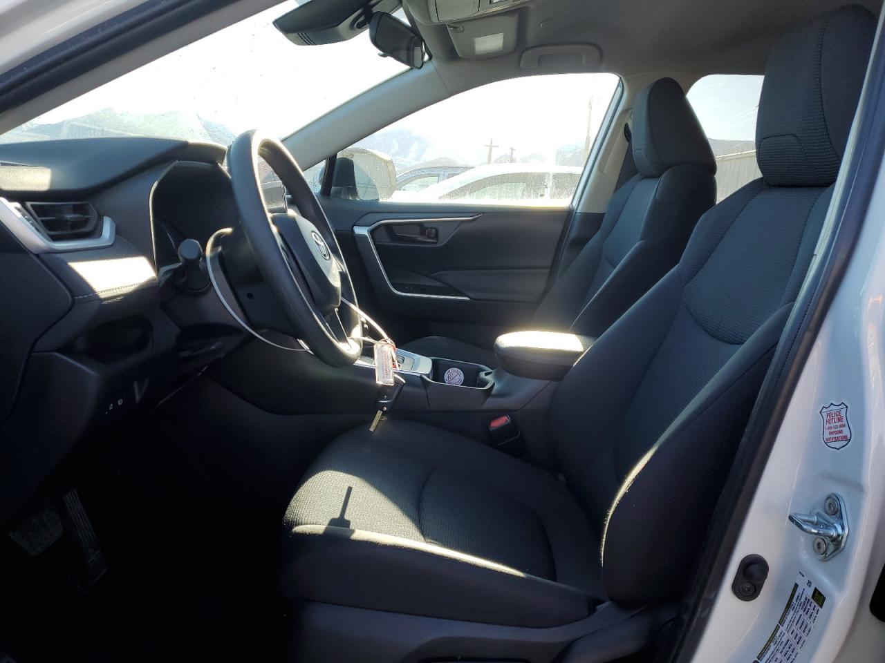 2024 Toyota RAV 4 - Image 7