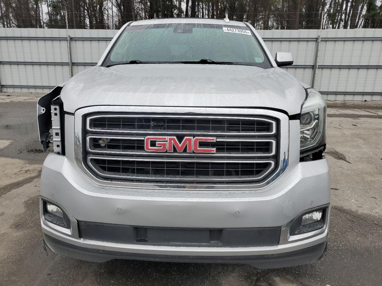 2018 GMC Yukon - Image 5