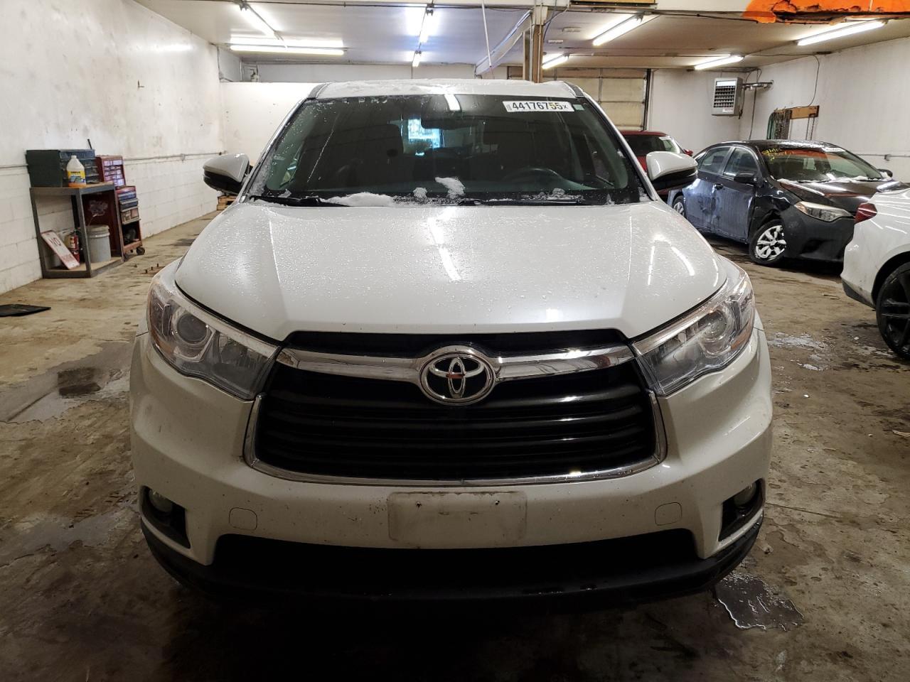 2016 Toyota Highlander - Image 5