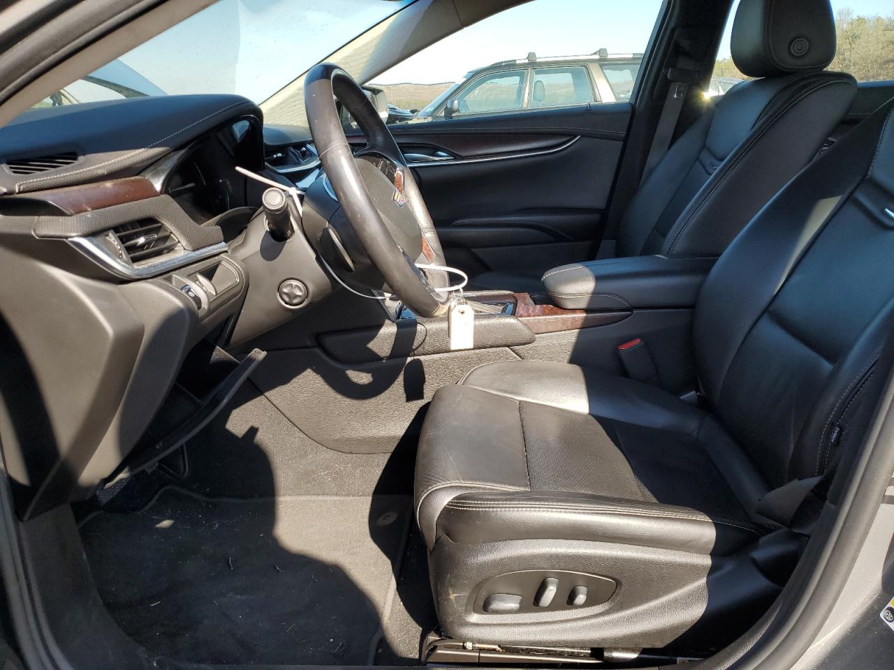 2019 Cadillac XTS - Image 7