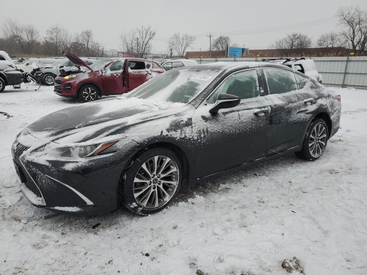 2021 Lexus ES - Image 1