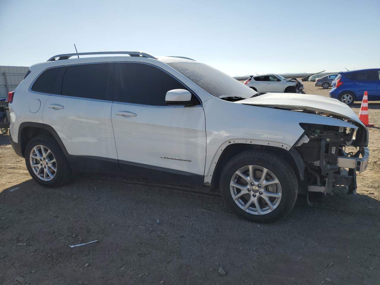 2016 Jeep Grand Cherokee - Image 4