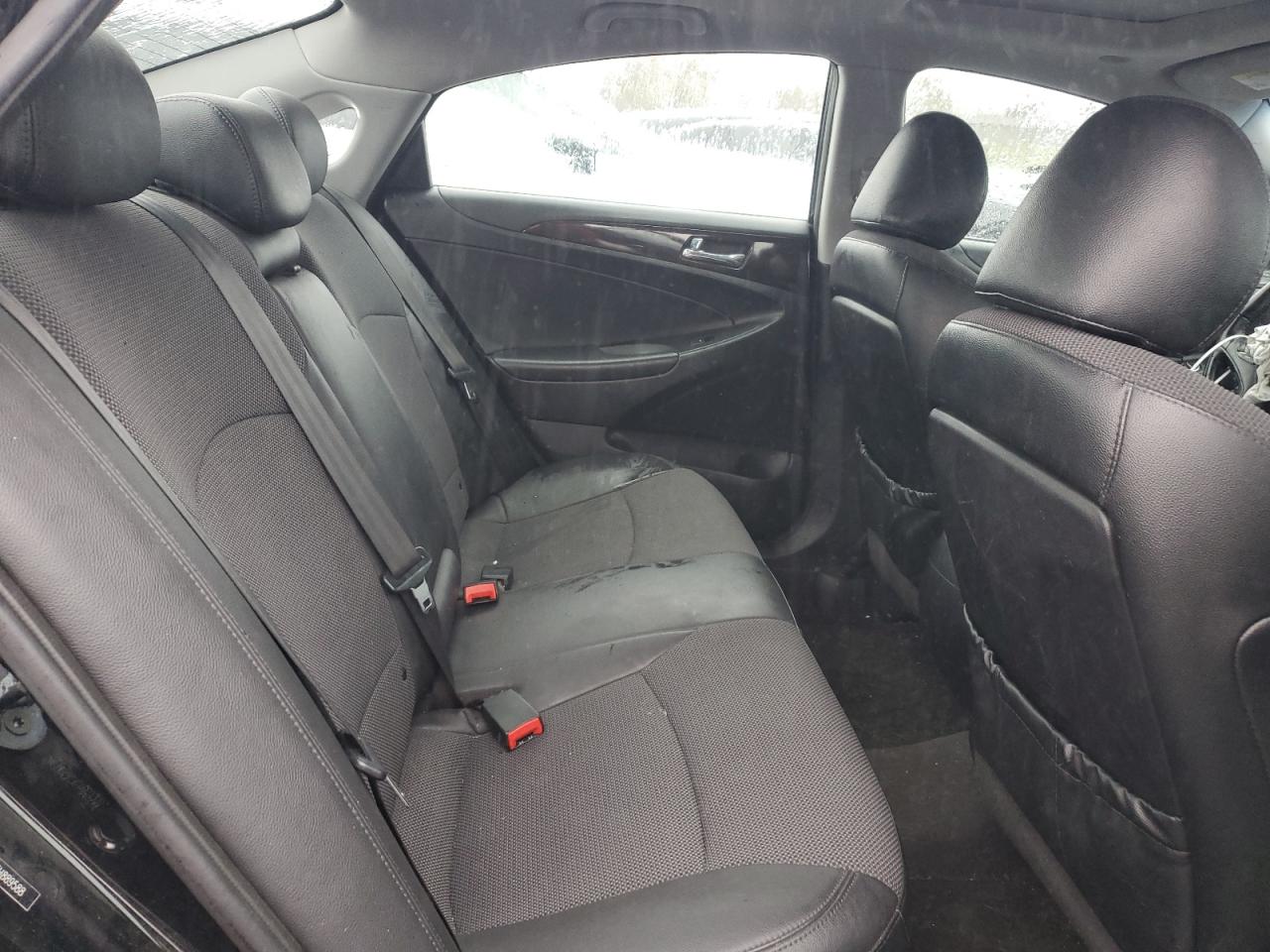 2014 Hyundai Sonata - Image 10