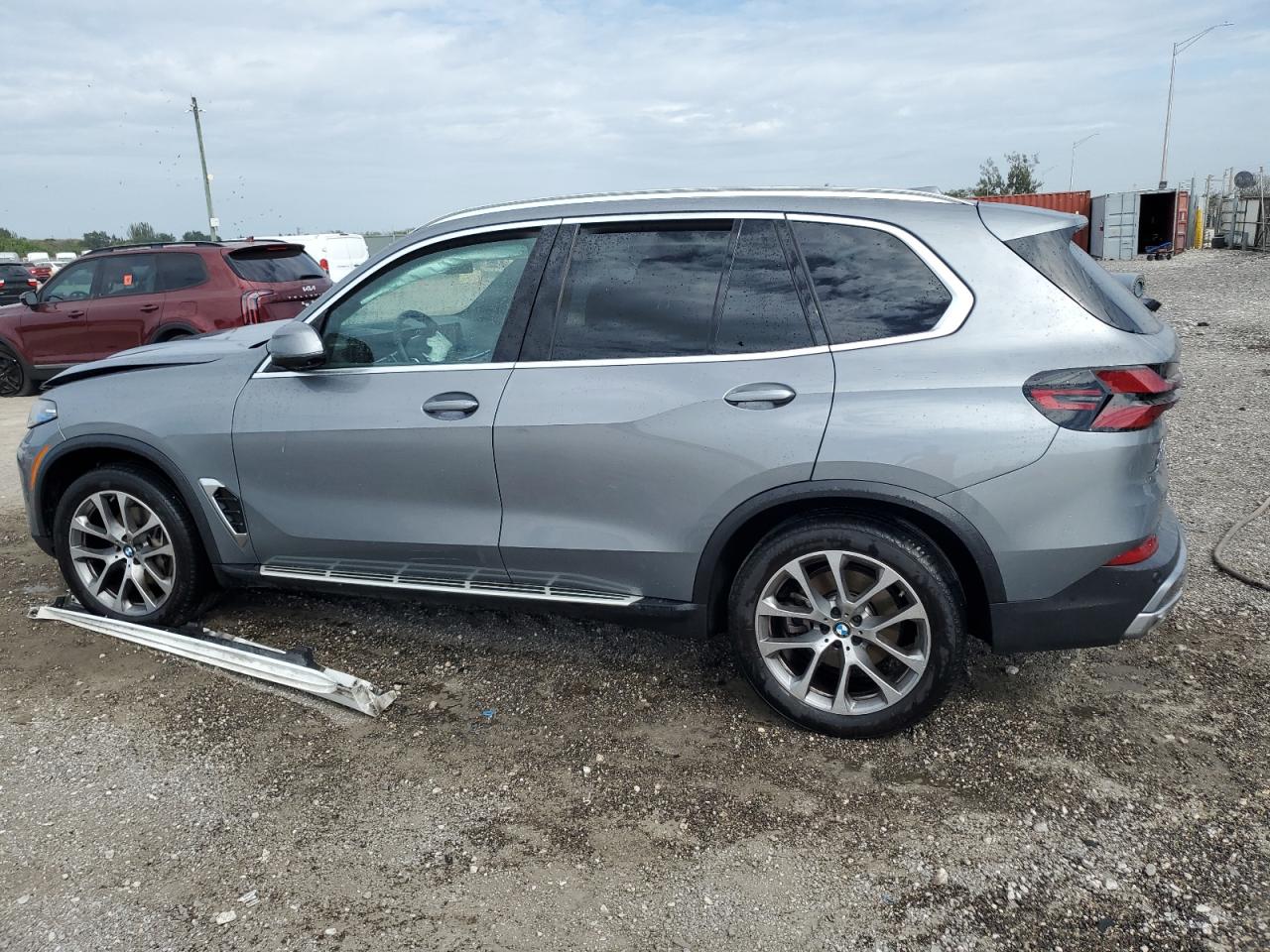 2024 BMW X5 - Image 2