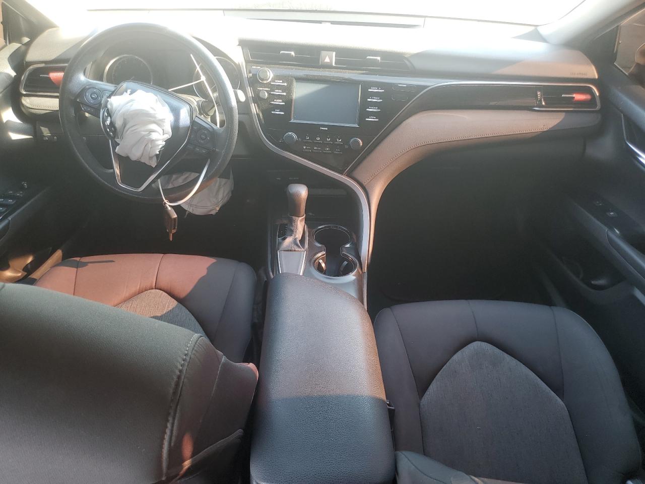 2020 Toyota Camry - Image 8