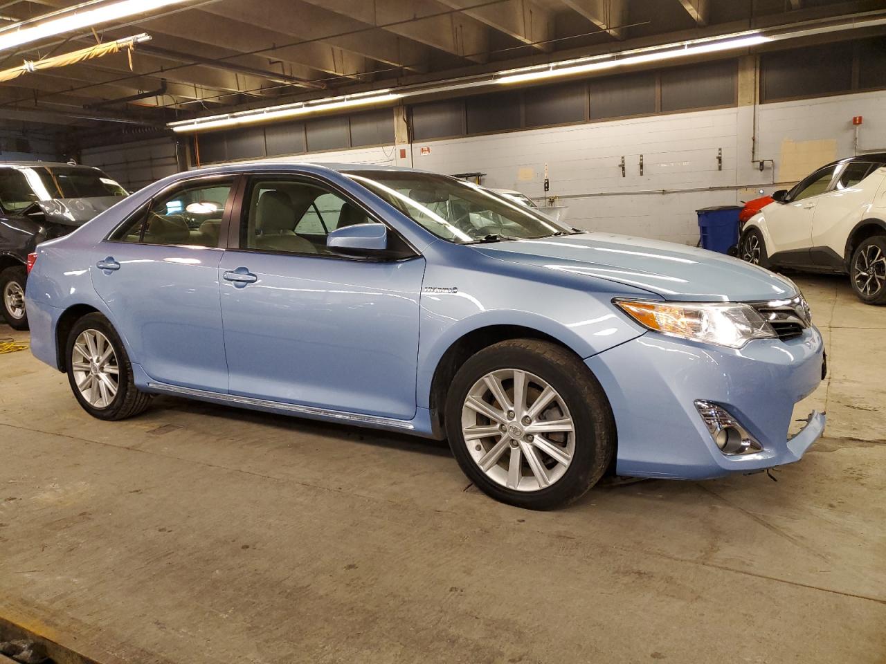 2013 Toyota Camry - Image 4