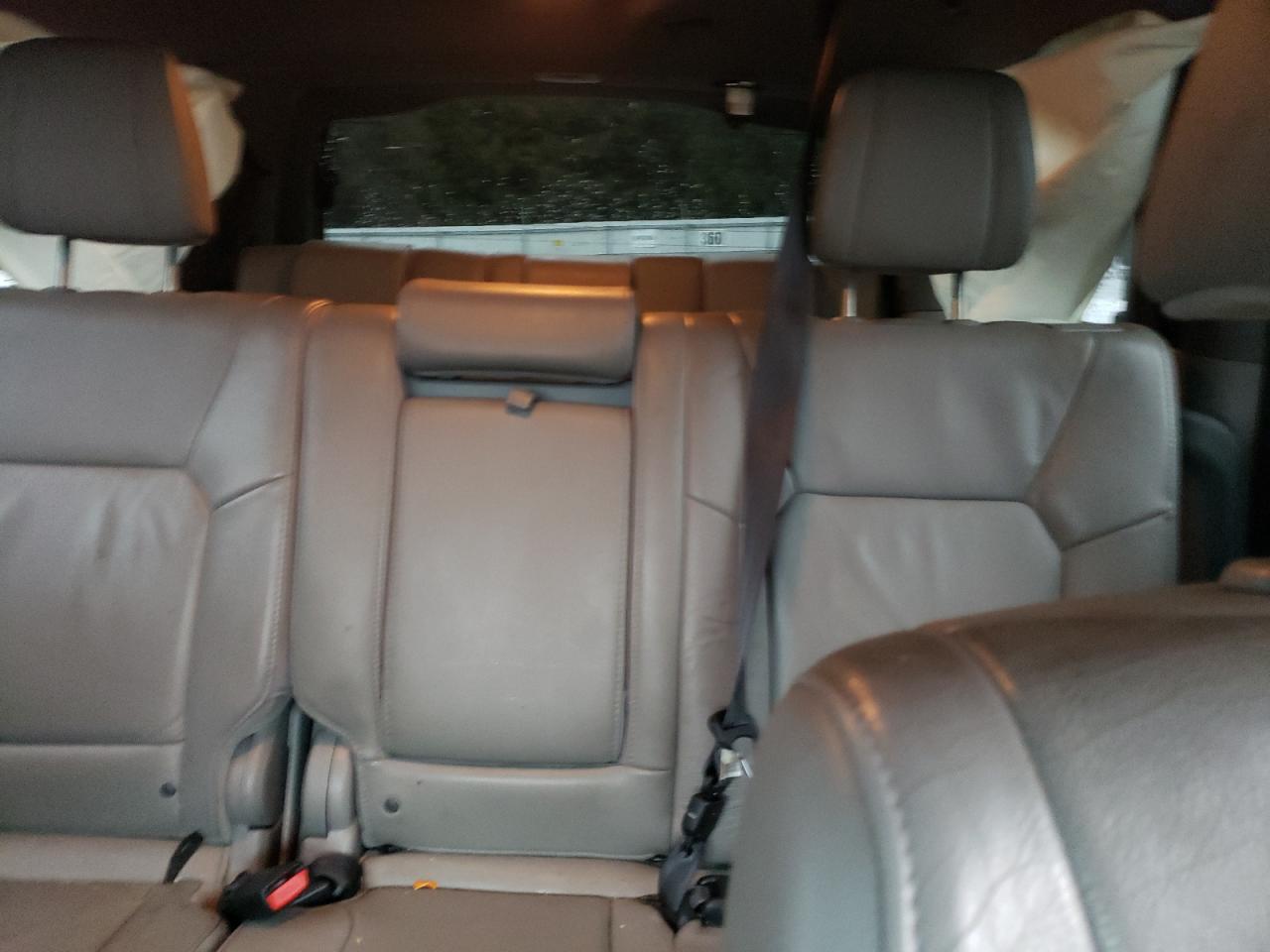2015 Honda Pilot - Image 10