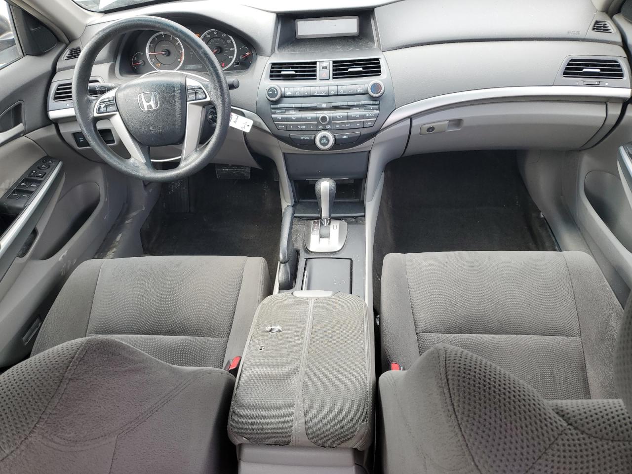 2009 Honda Accord - Image 8
