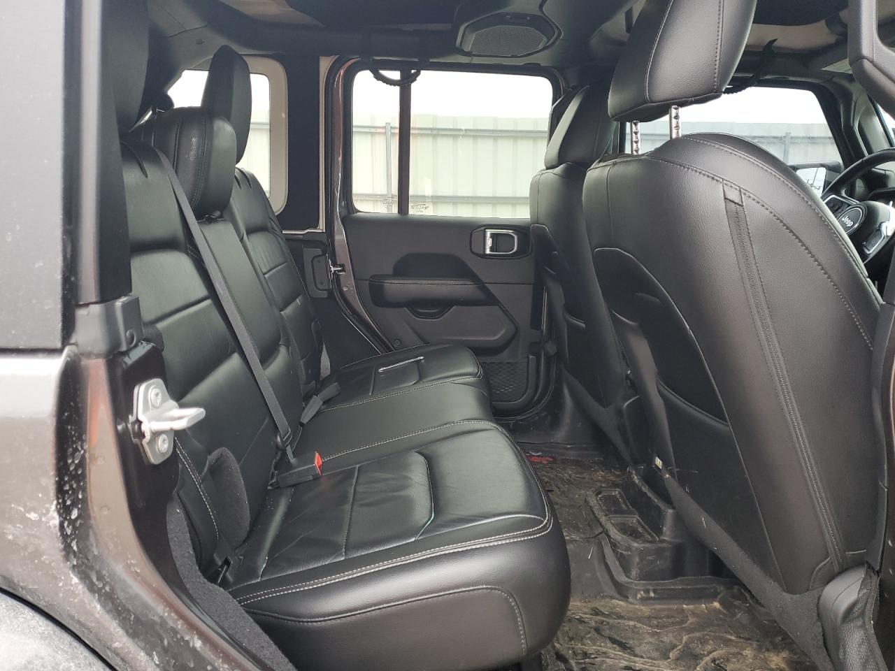 2018 Jeep Wrangler - Image 10