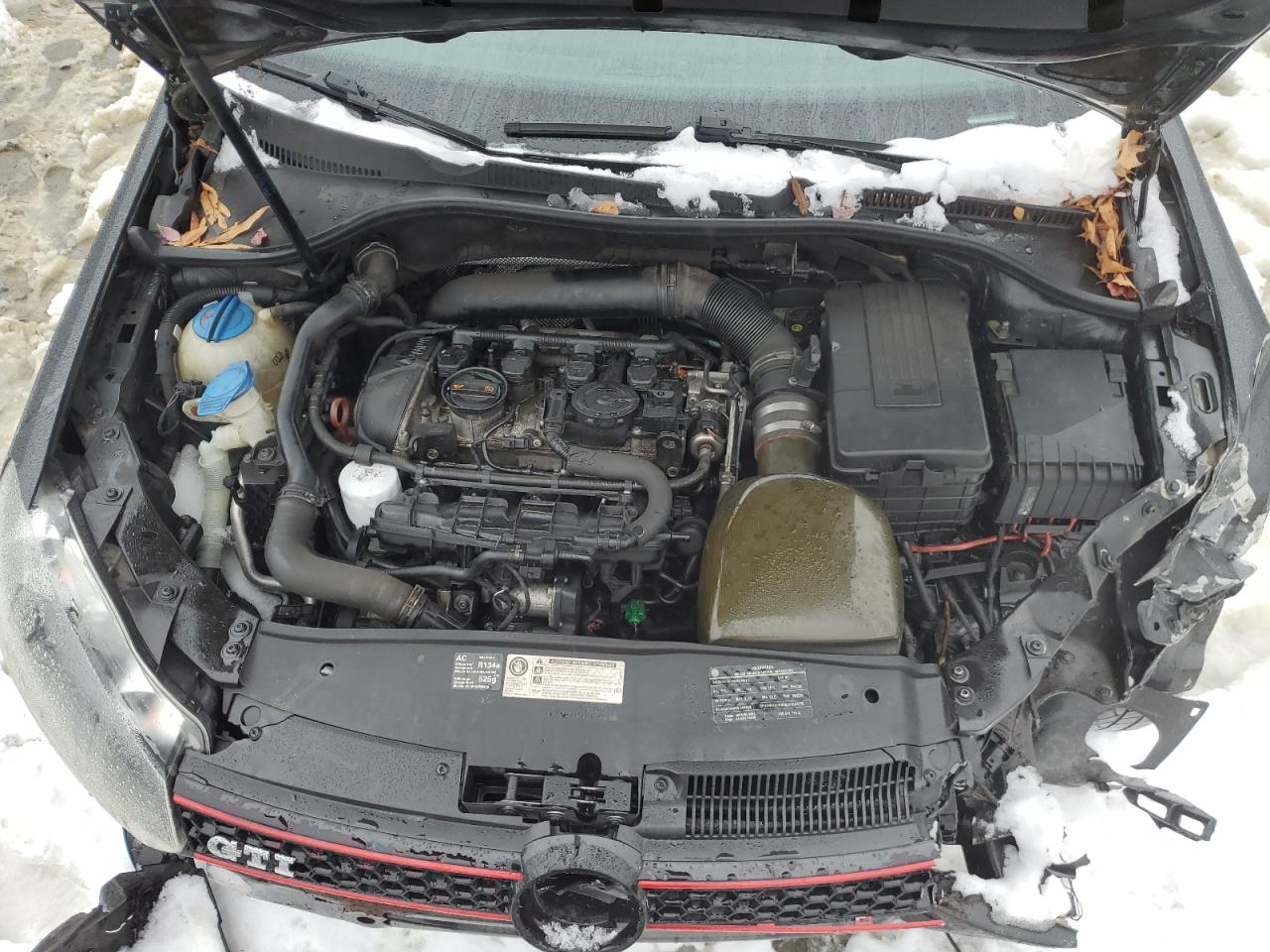 2010 Volkswagen GTI - Image 11