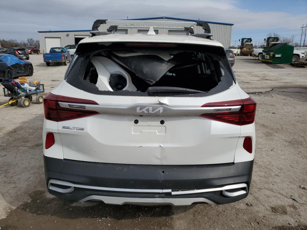 2022 Kia Seltos - Image 6