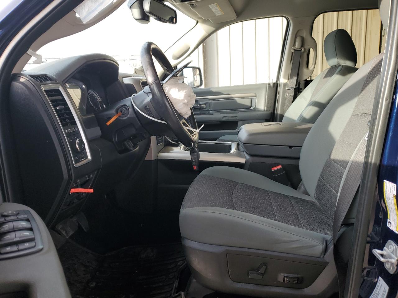 2017 RAM 1500 - Image 7