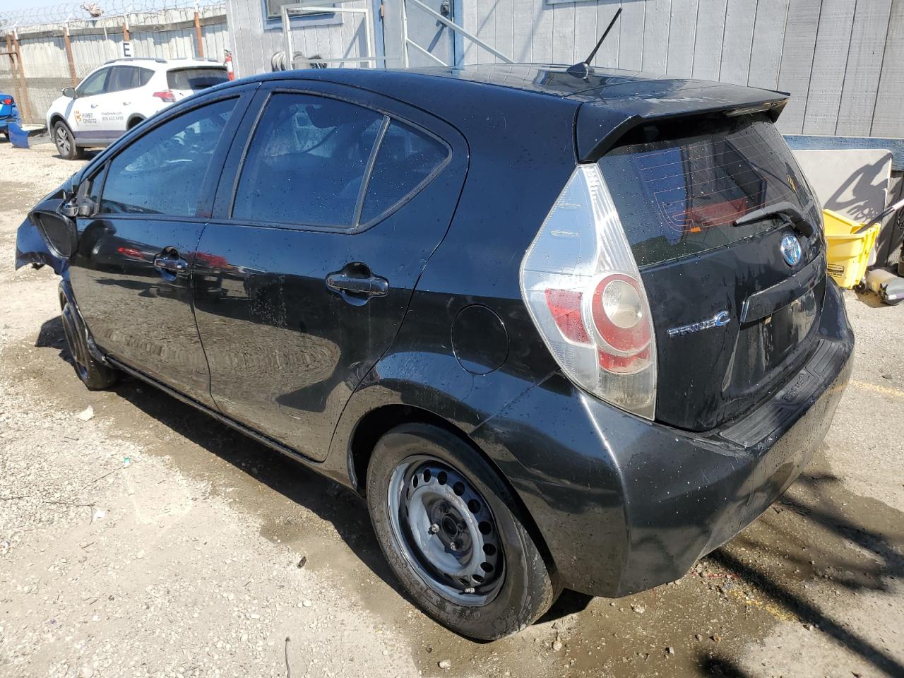 2013 Toyota Prius - Image 2