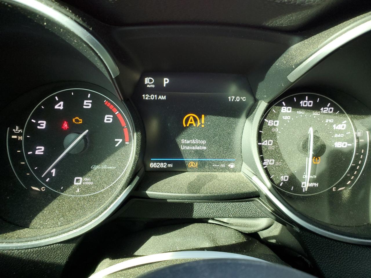 2018 Alfa Romeo Stelvio - Image 9