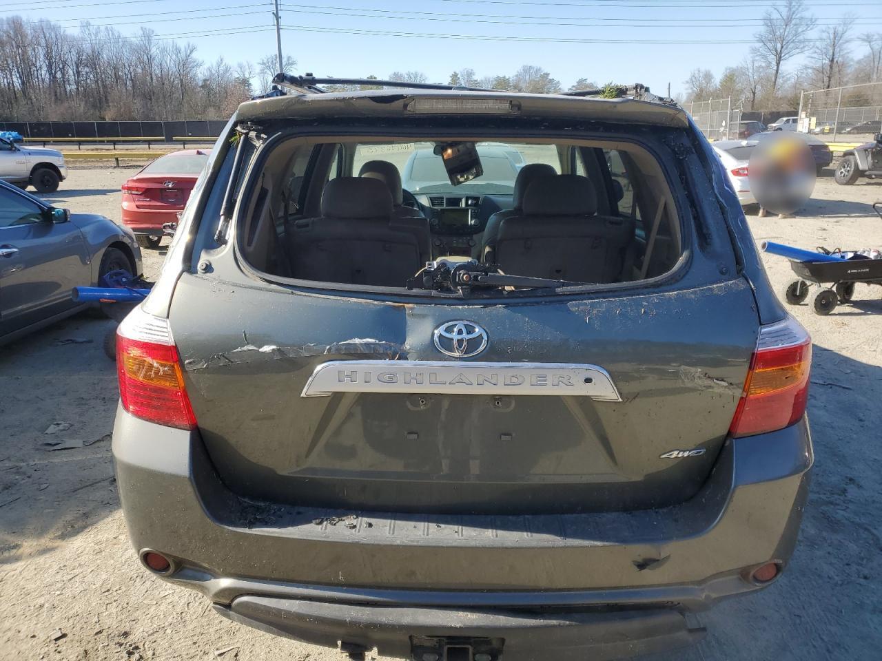 2010 Toyota Highlander - Image 6