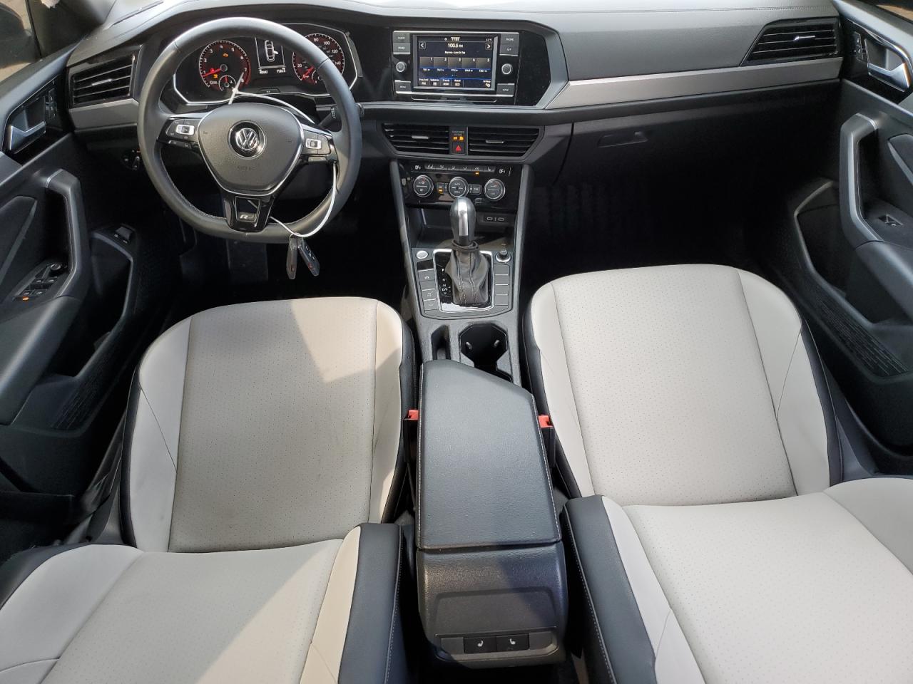 2021 Volkswagen Jetta - Image 8