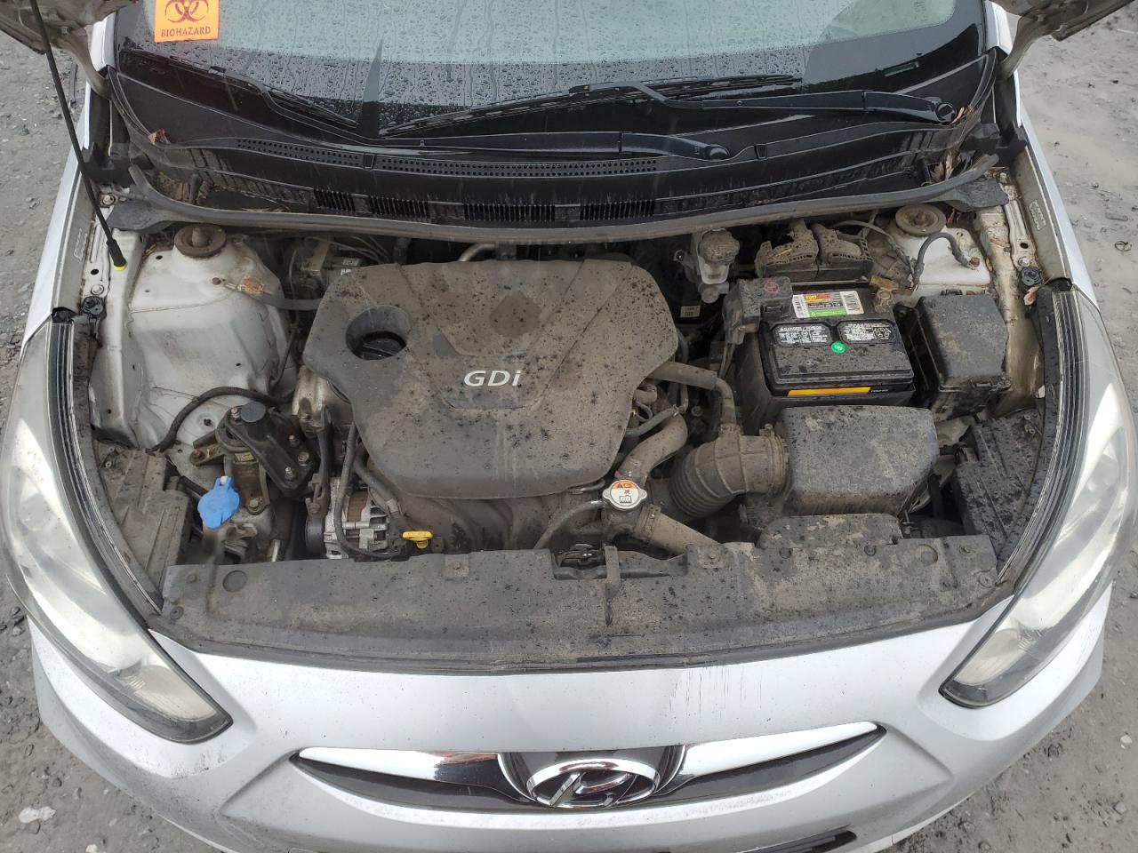 2014 Hyundai Accent - Image 11