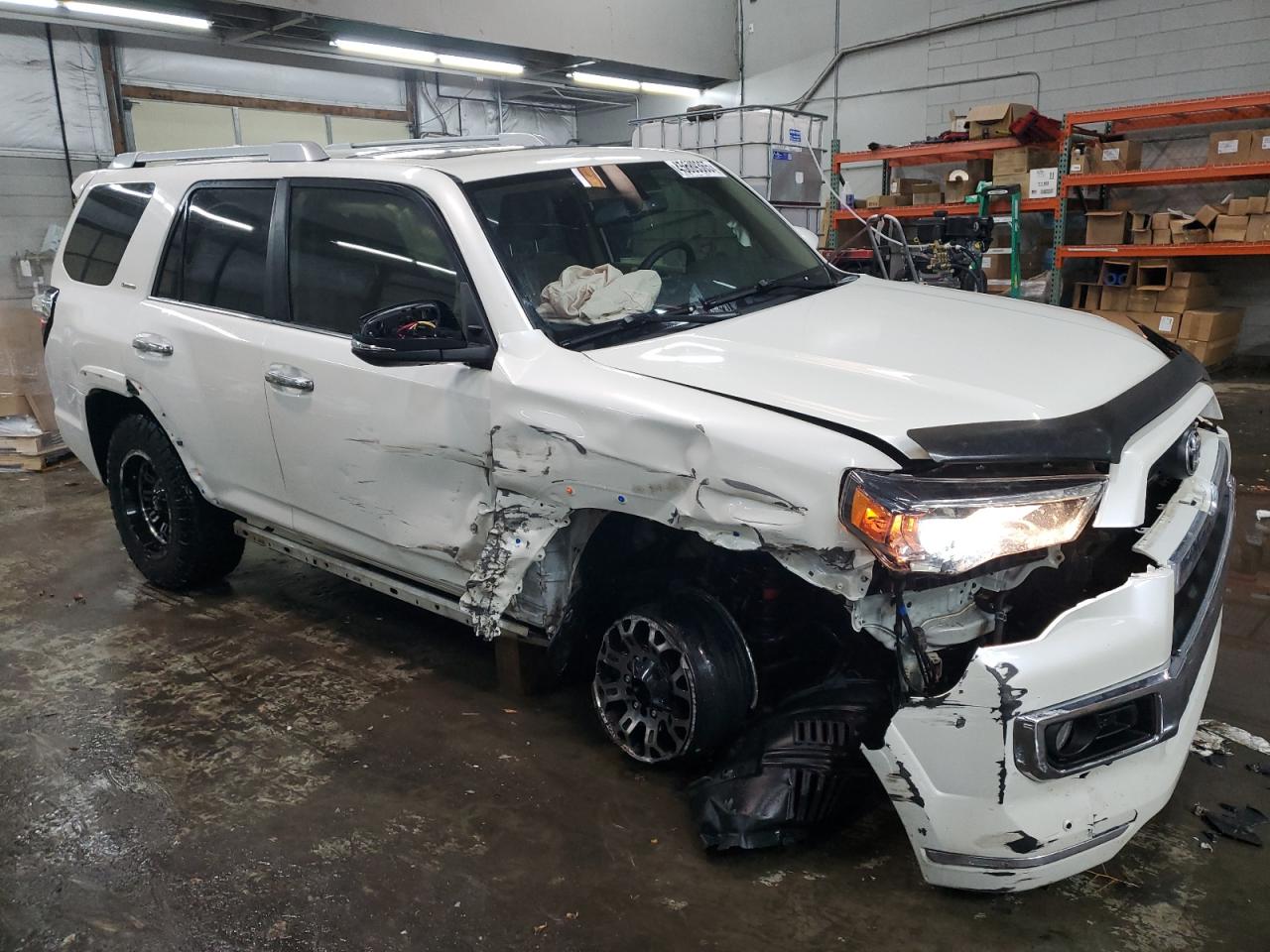 2019 Toyota 4Runner - Image 4