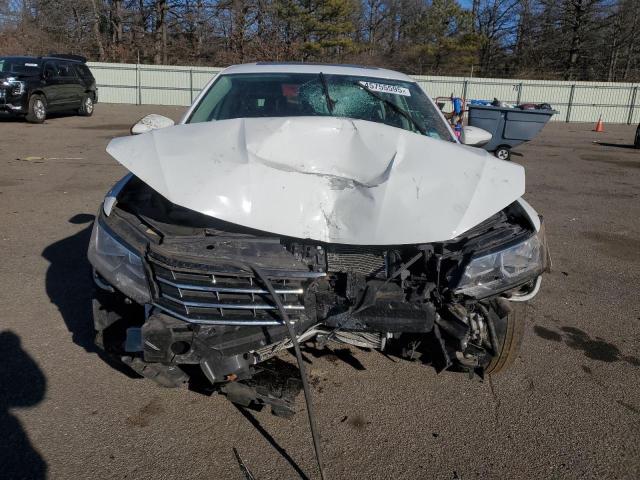  VOLKSWAGEN PASSAT 2017 Biały