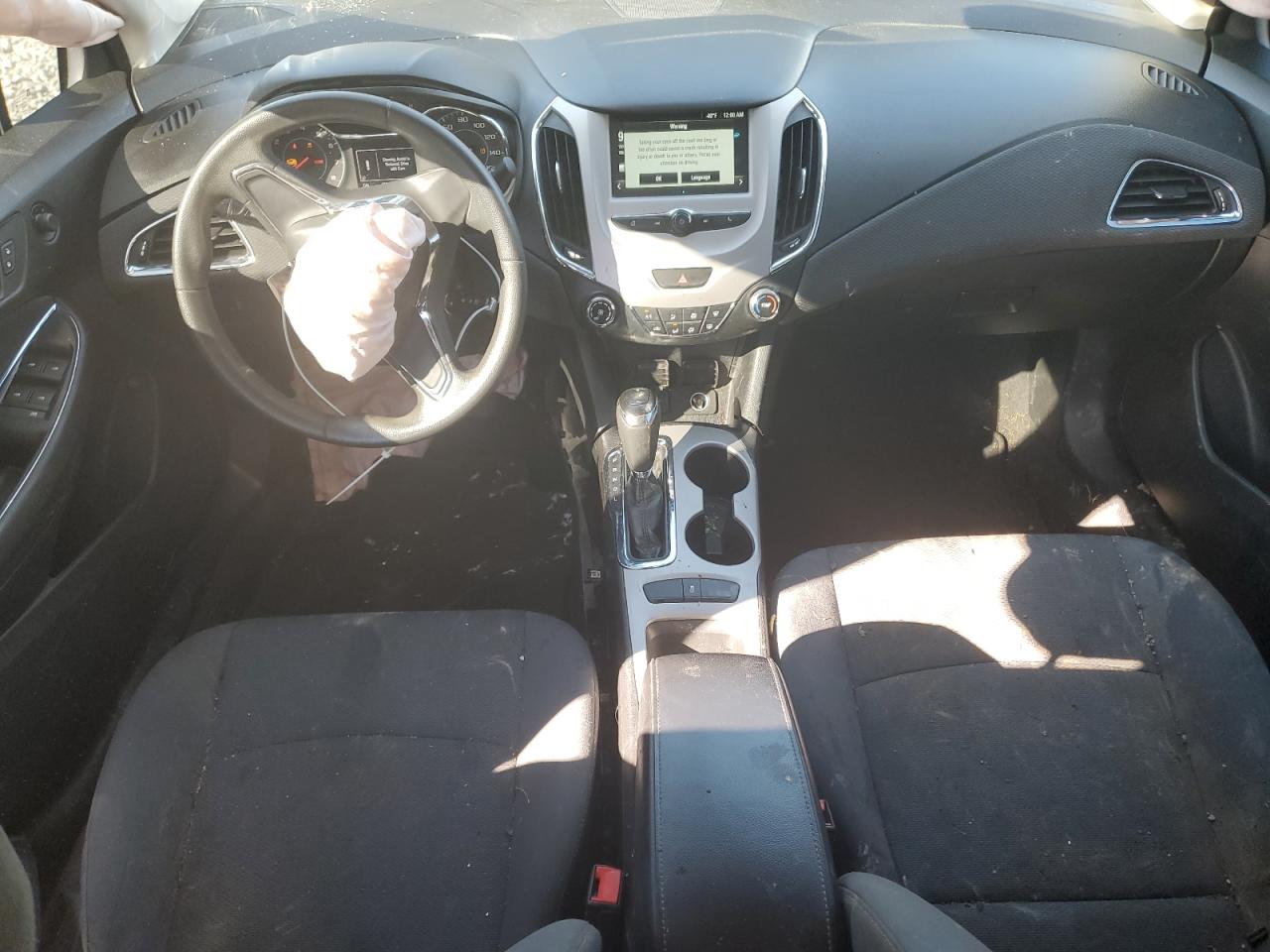 2018 Chevrolet Cruze - Image 8