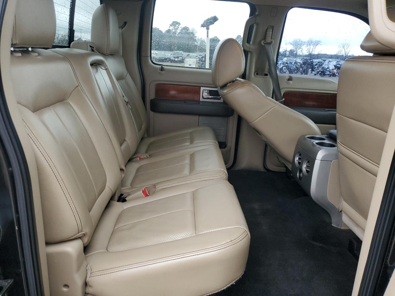 2010 Ford F-150 - Image 10