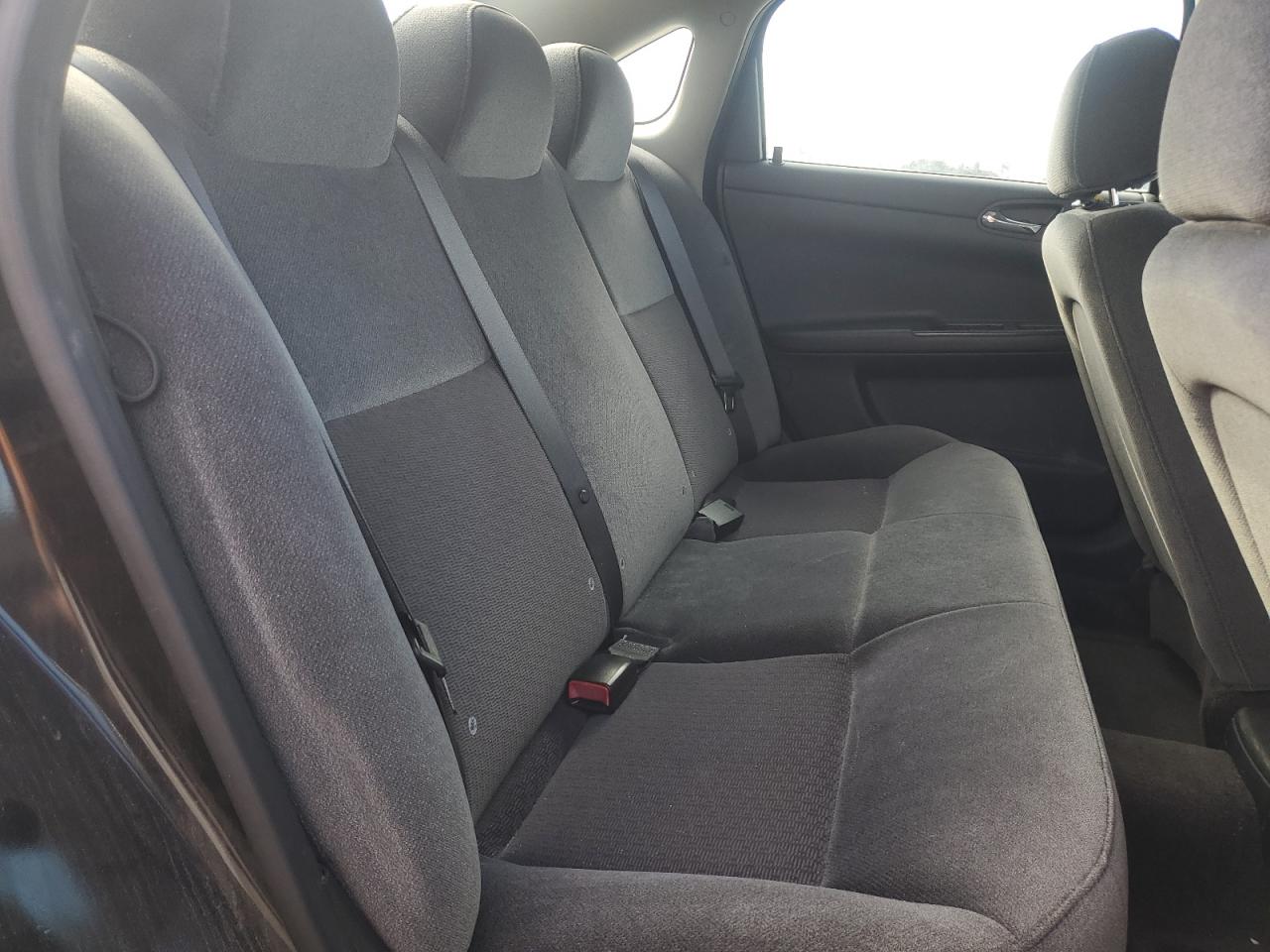 2008 Chevrolet Impala - Image 10