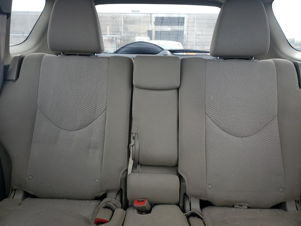2012 Toyota RAV 4 - Image 10