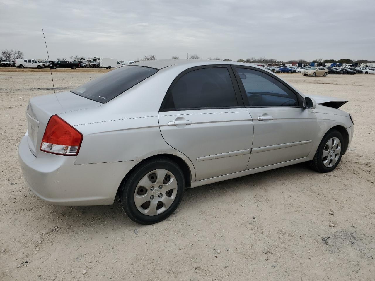 2009 Kia Spectra - Image 3