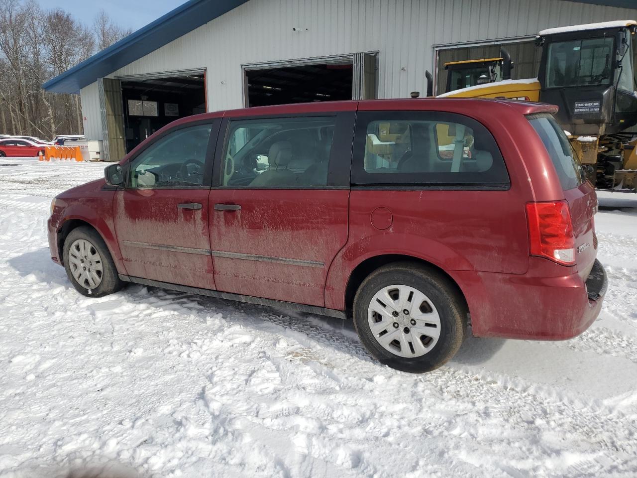 2015 Dodge Caravan - Image 2