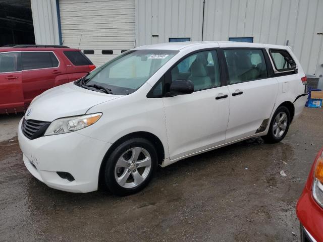 2011 Toyota Sienna 