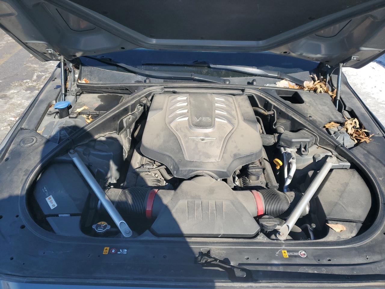 2017 Genesis G90 - Image 13