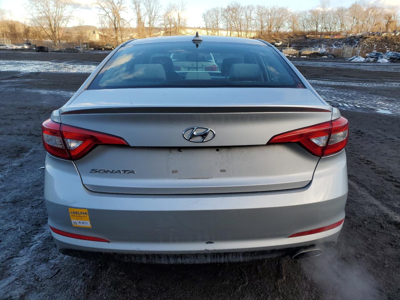 2016 Hyundai Sonata - Image 6