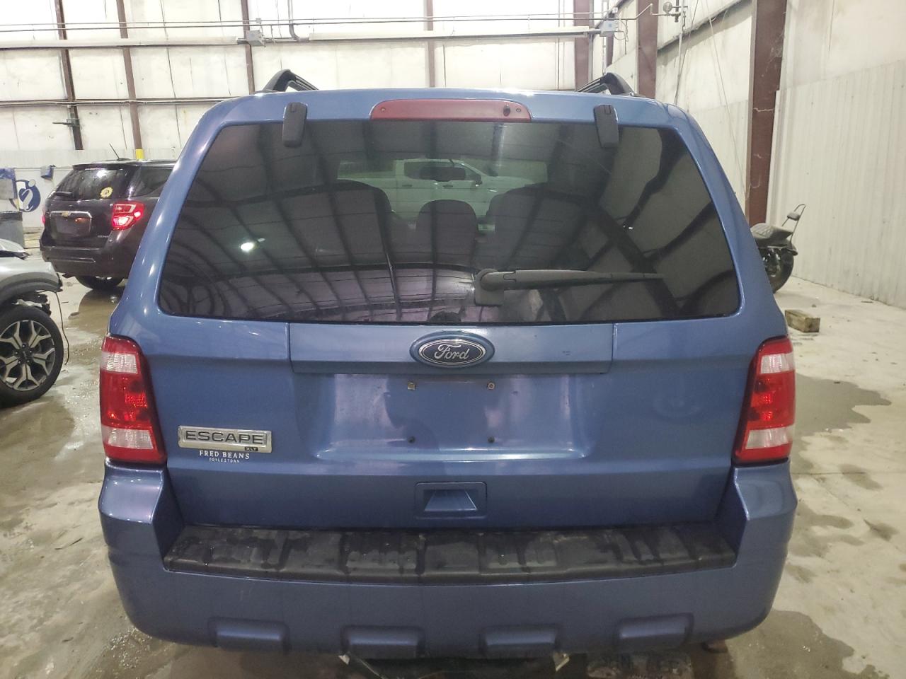 2010 Ford Escape - Image 6