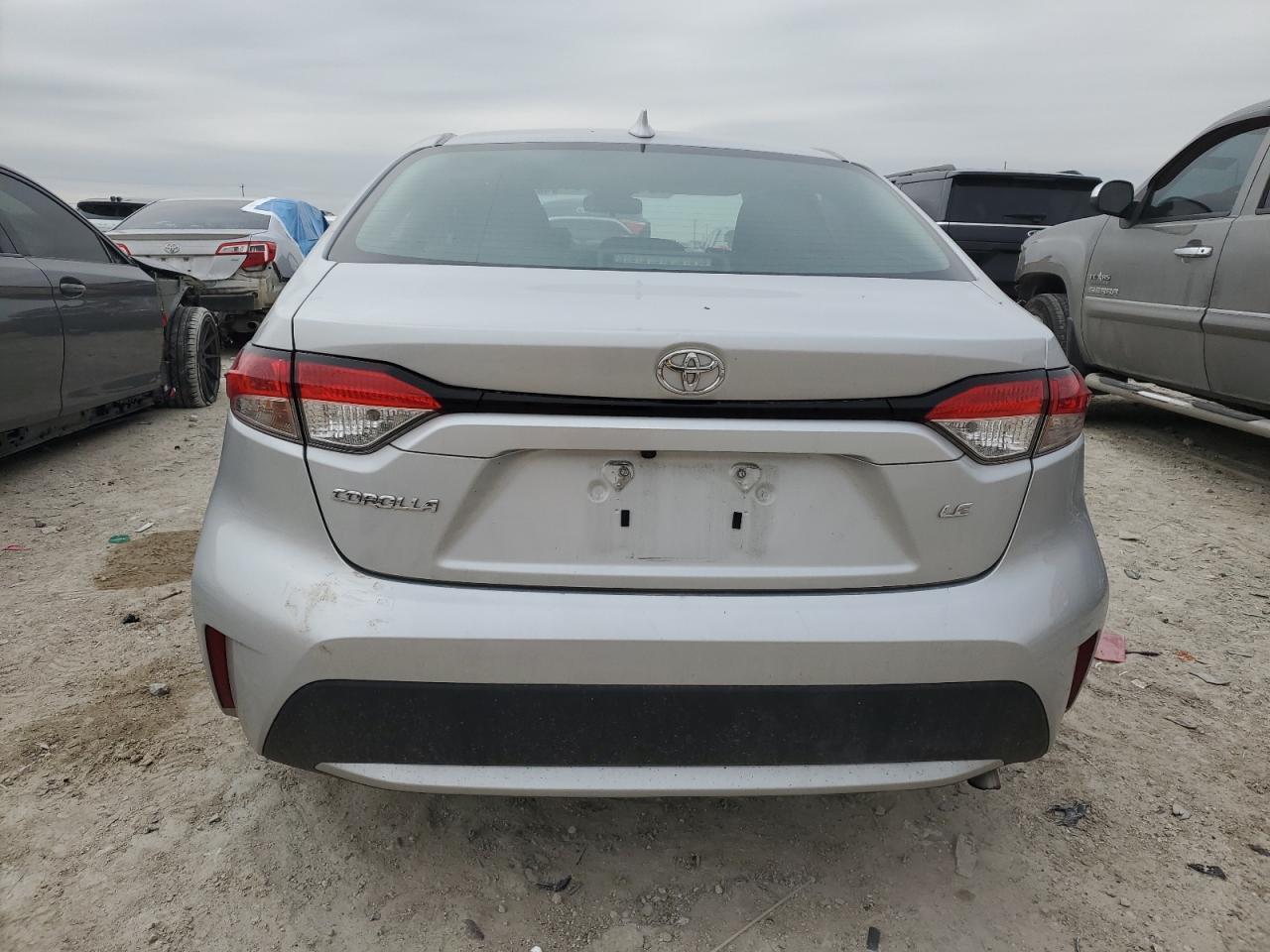 2022 Toyota Corolla - Image 6