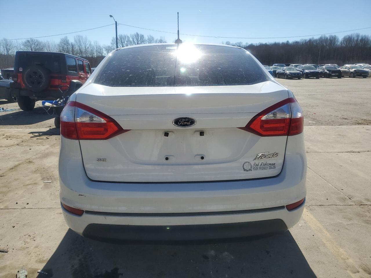 2017 Ford Fiesta - Image 6