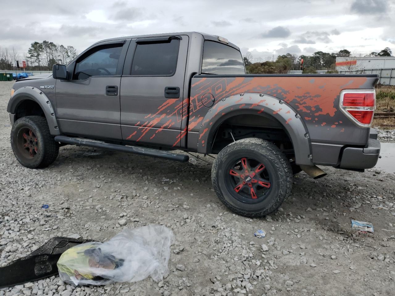 2014 Ford F-150 - Image 2