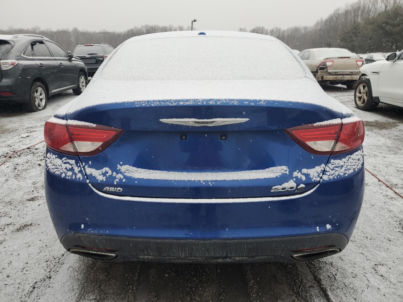 2015 Chrysler 200 - Image 6