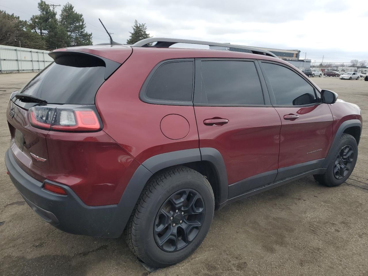 2020 Jeep Cherokee - Image 3