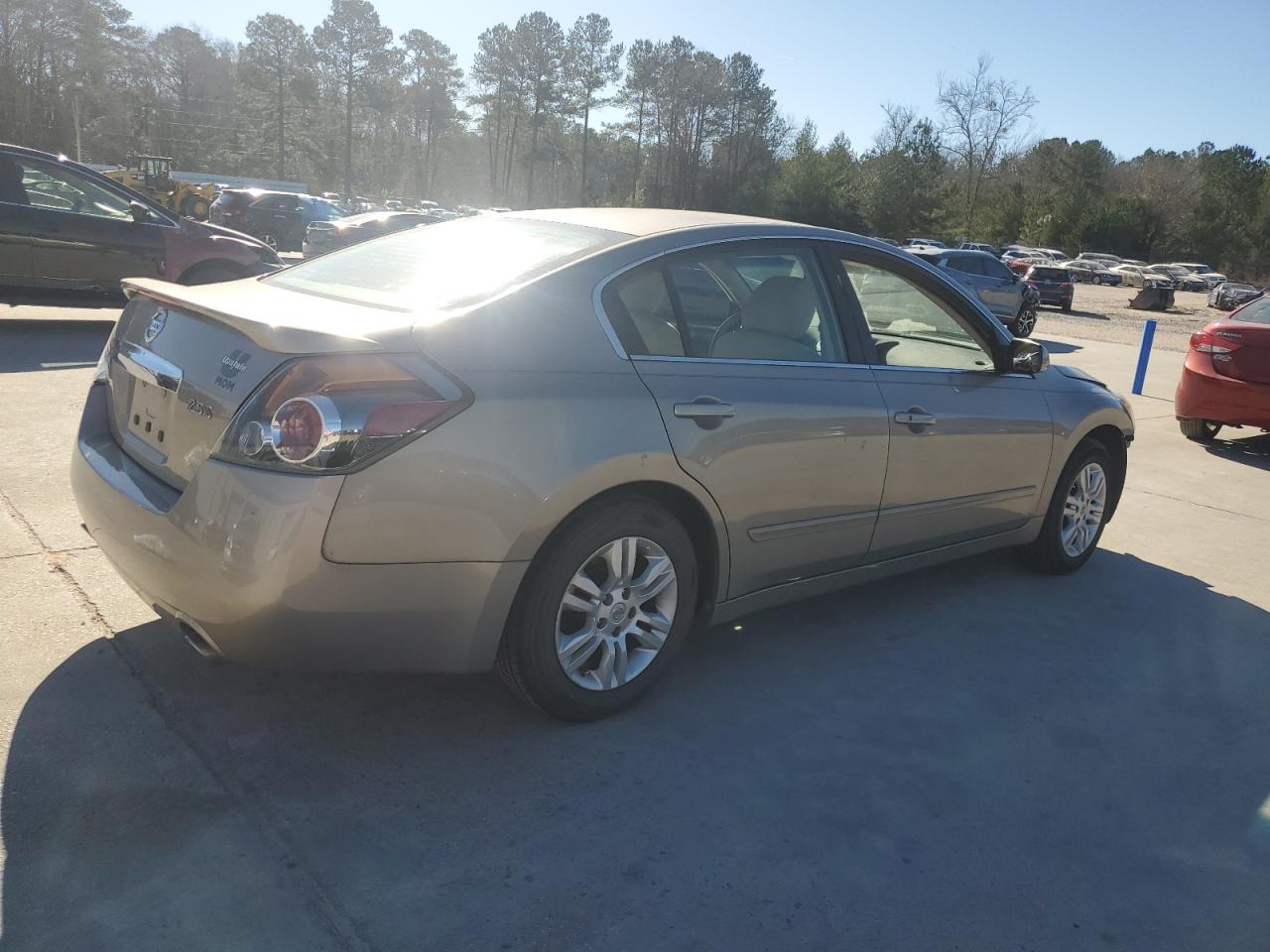 2012 Nissan Altima - Image 3