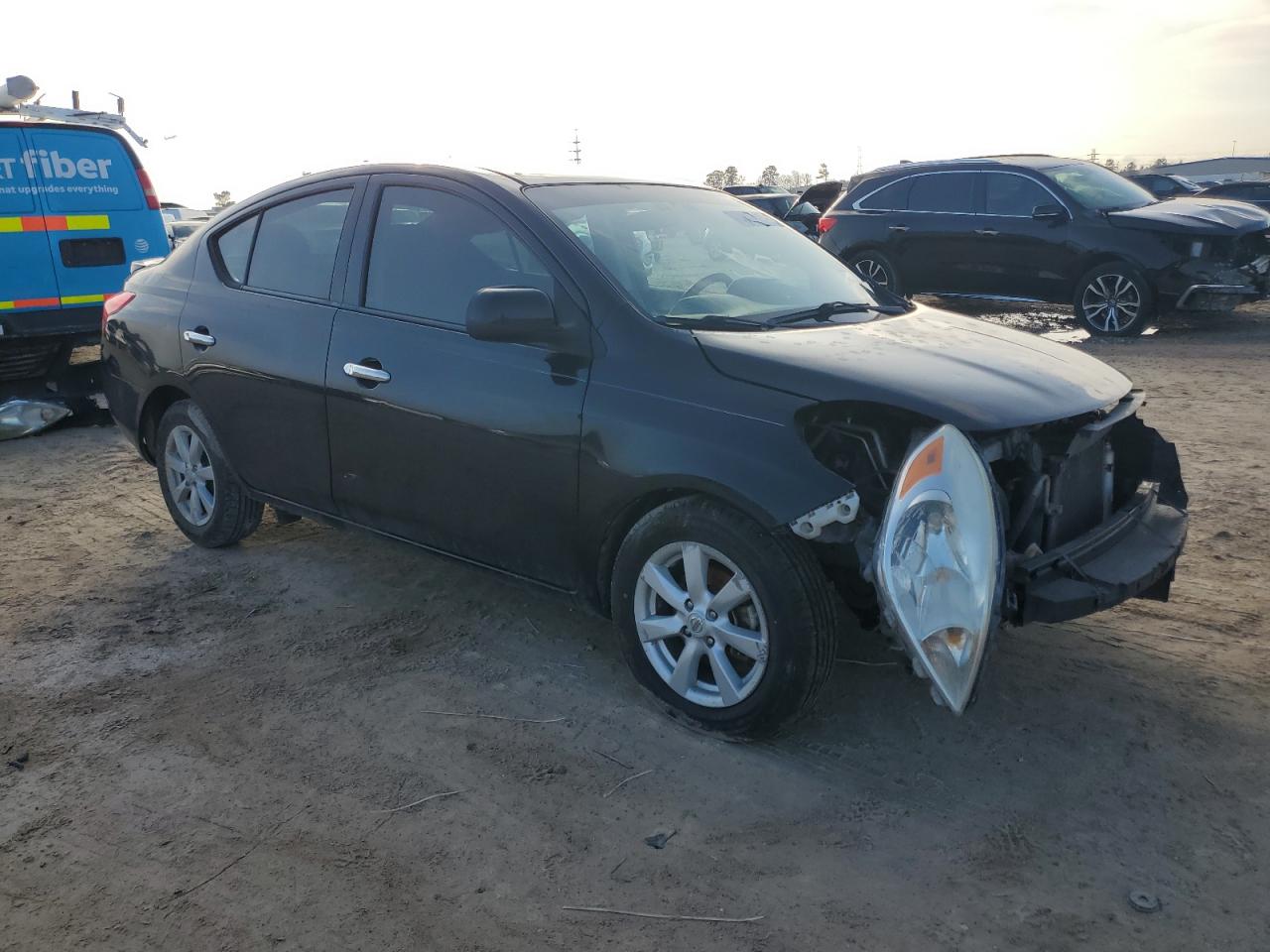2014 Nissan Versa - Image 4