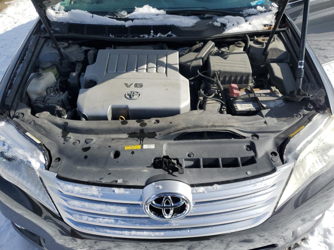 2011 Toyota Avalon - Image 11