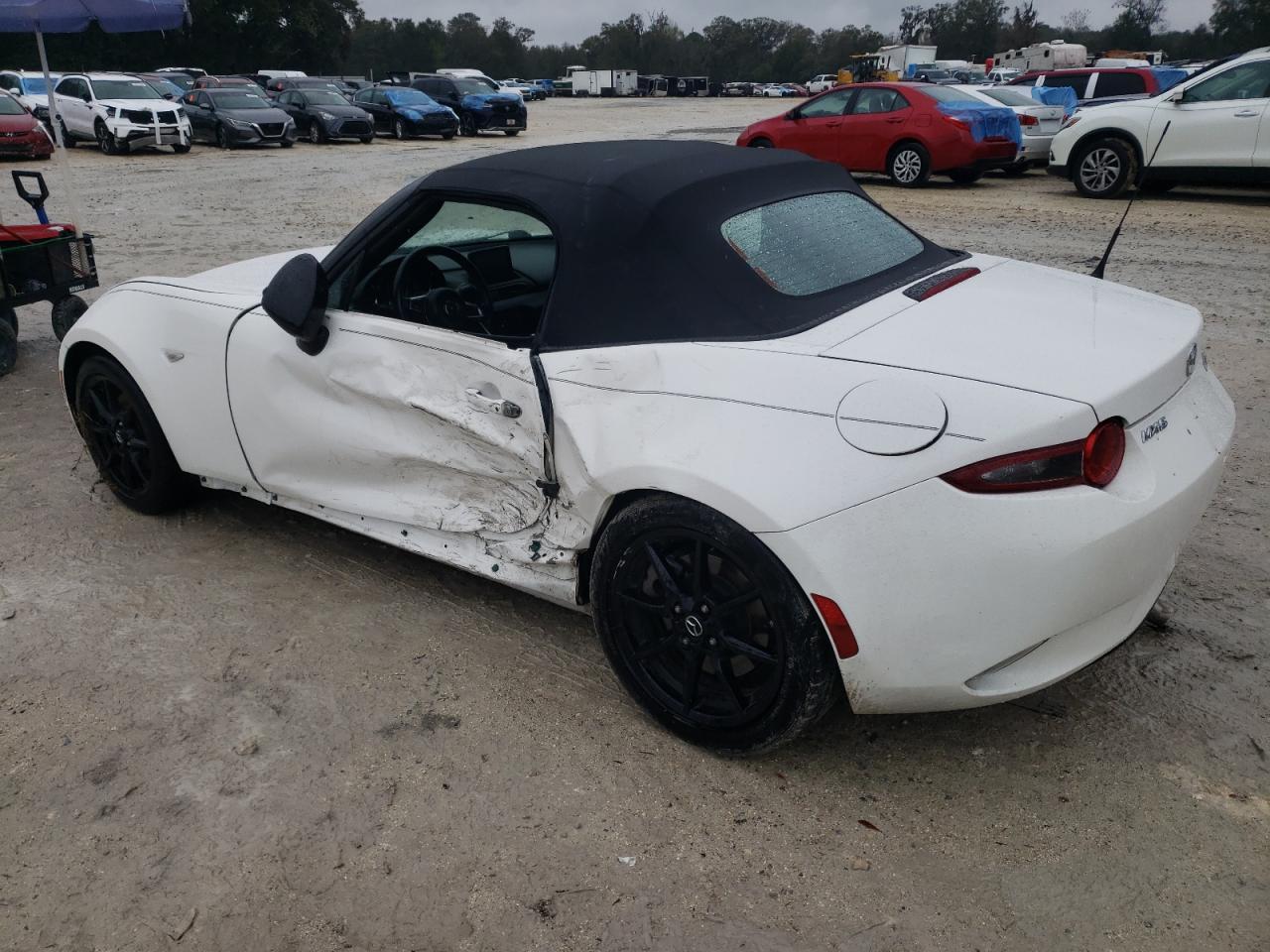 2019 Mazda MX-5 - Image 2