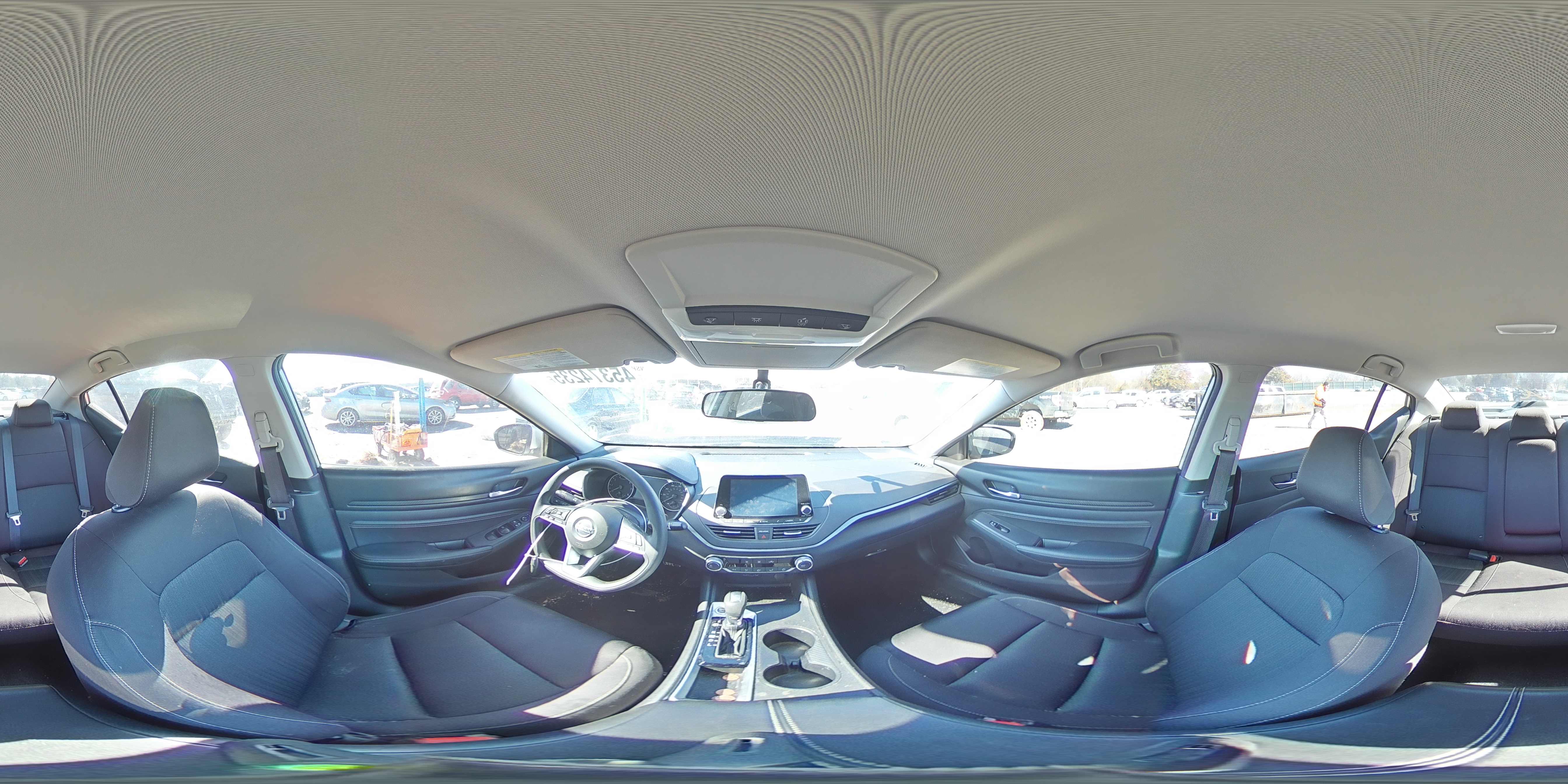 2020 Nissan Altima - Image 13